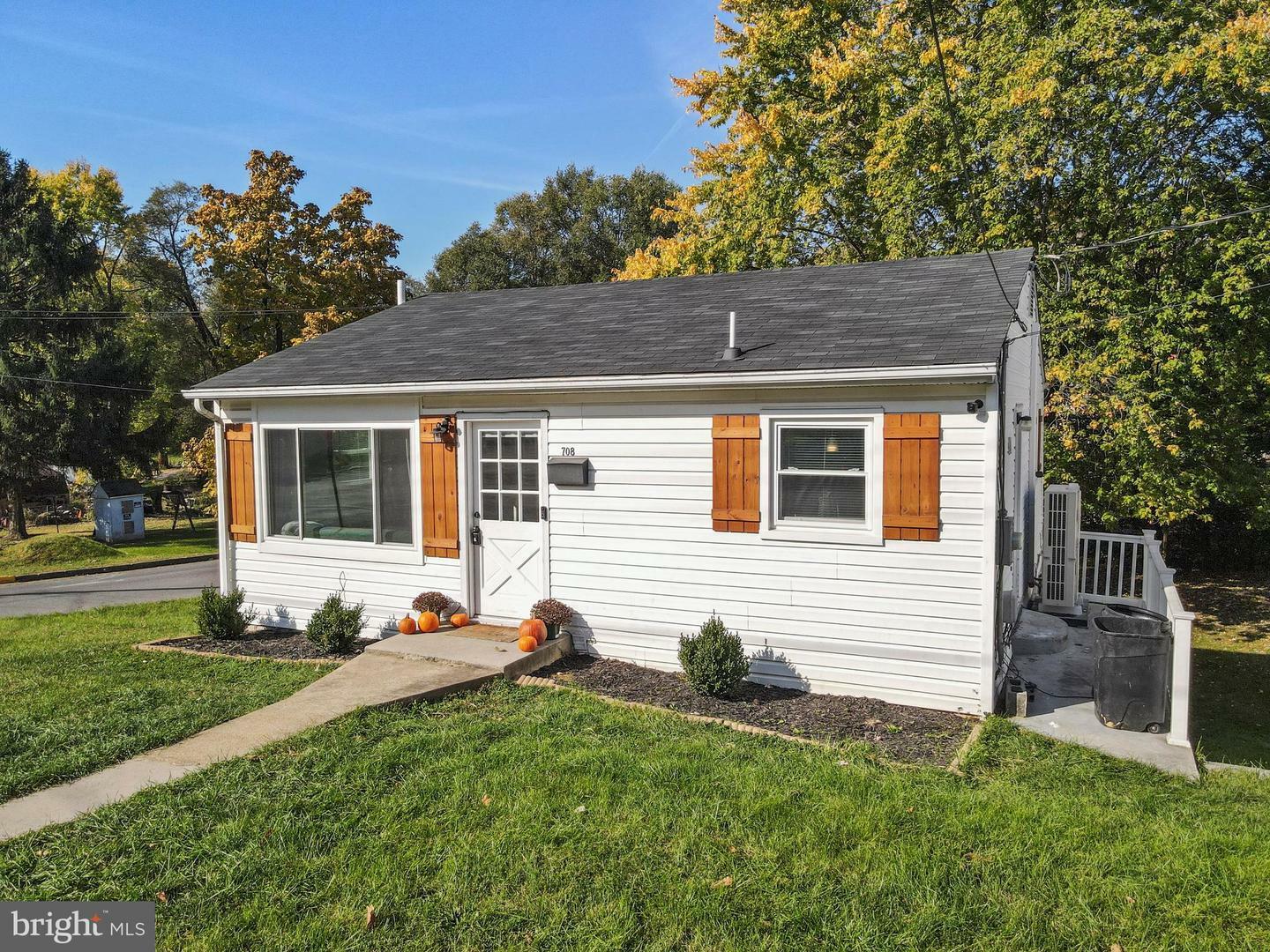 708 3rd Street  Martinsburg WV 25404 photo