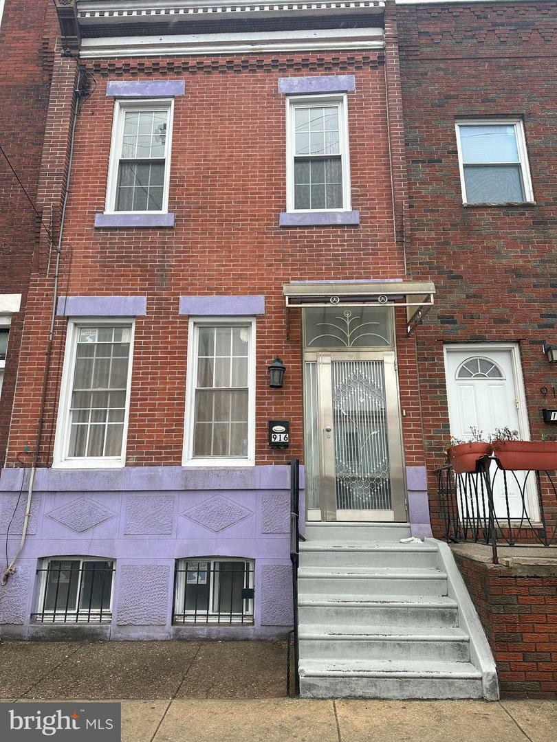 Property Photo:  916 Snyder Avenue  PA 19148 