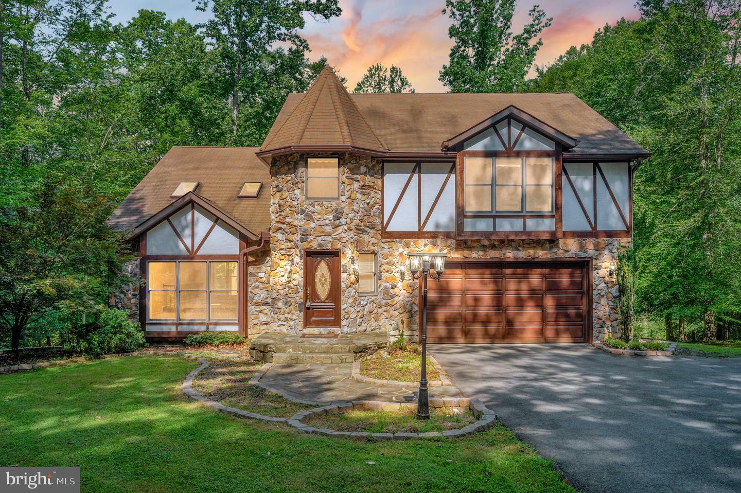 5599 Small Oak Court  Woodbridge VA 22192 photo