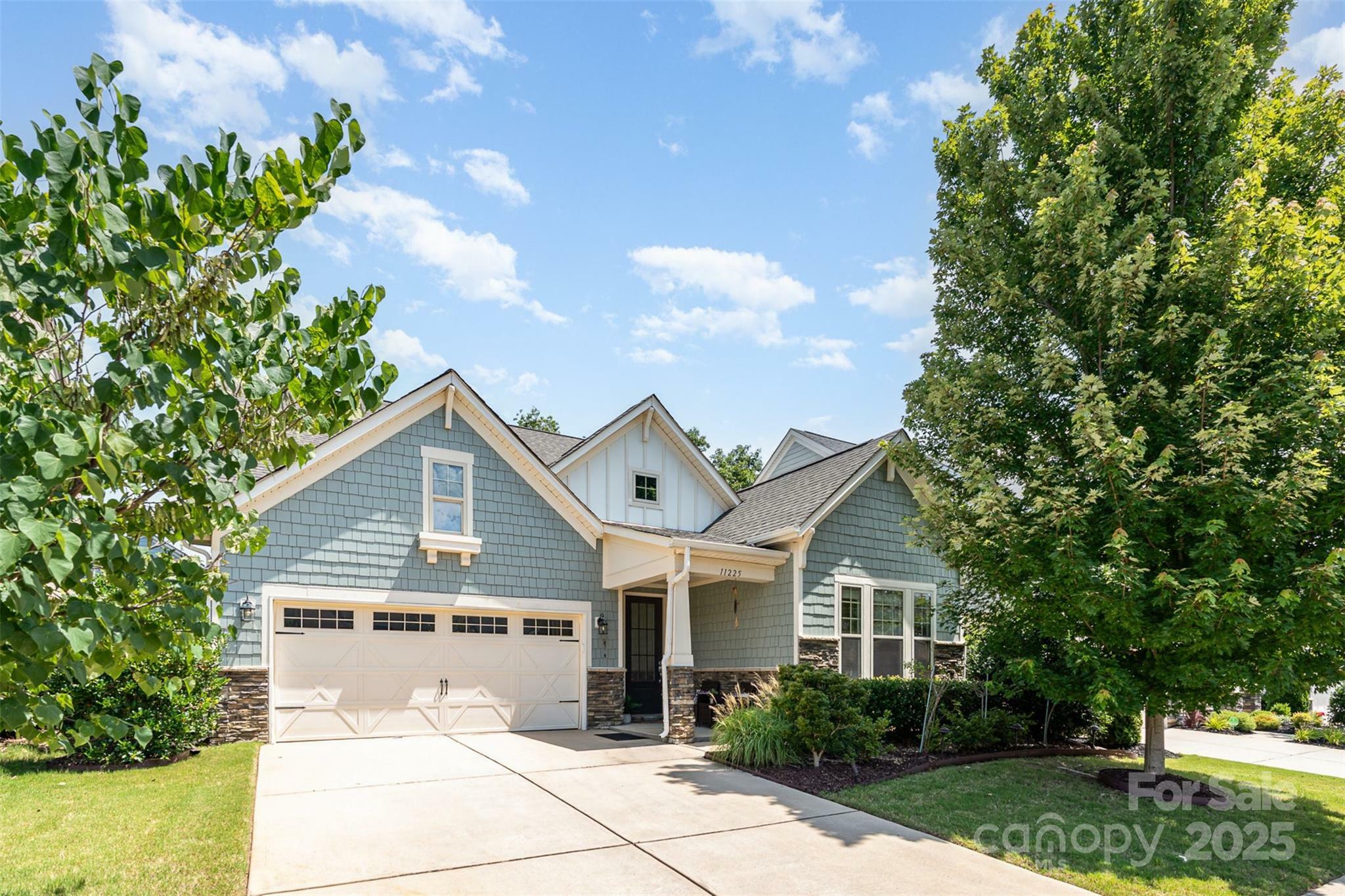 Property Photo: 11225 Black Brant Lane NC 28278