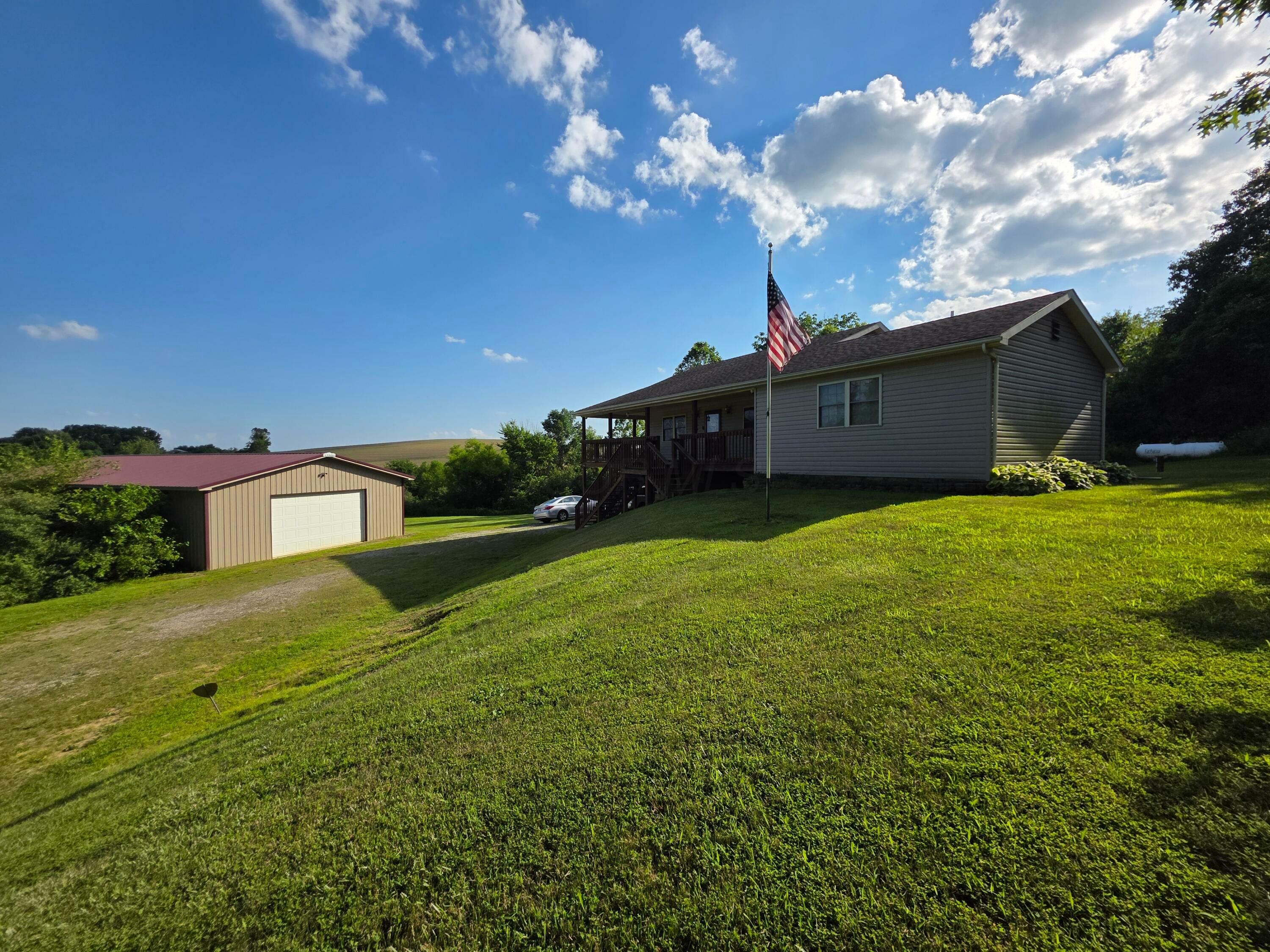 Property Photo: 14511 Union Road OH 43135