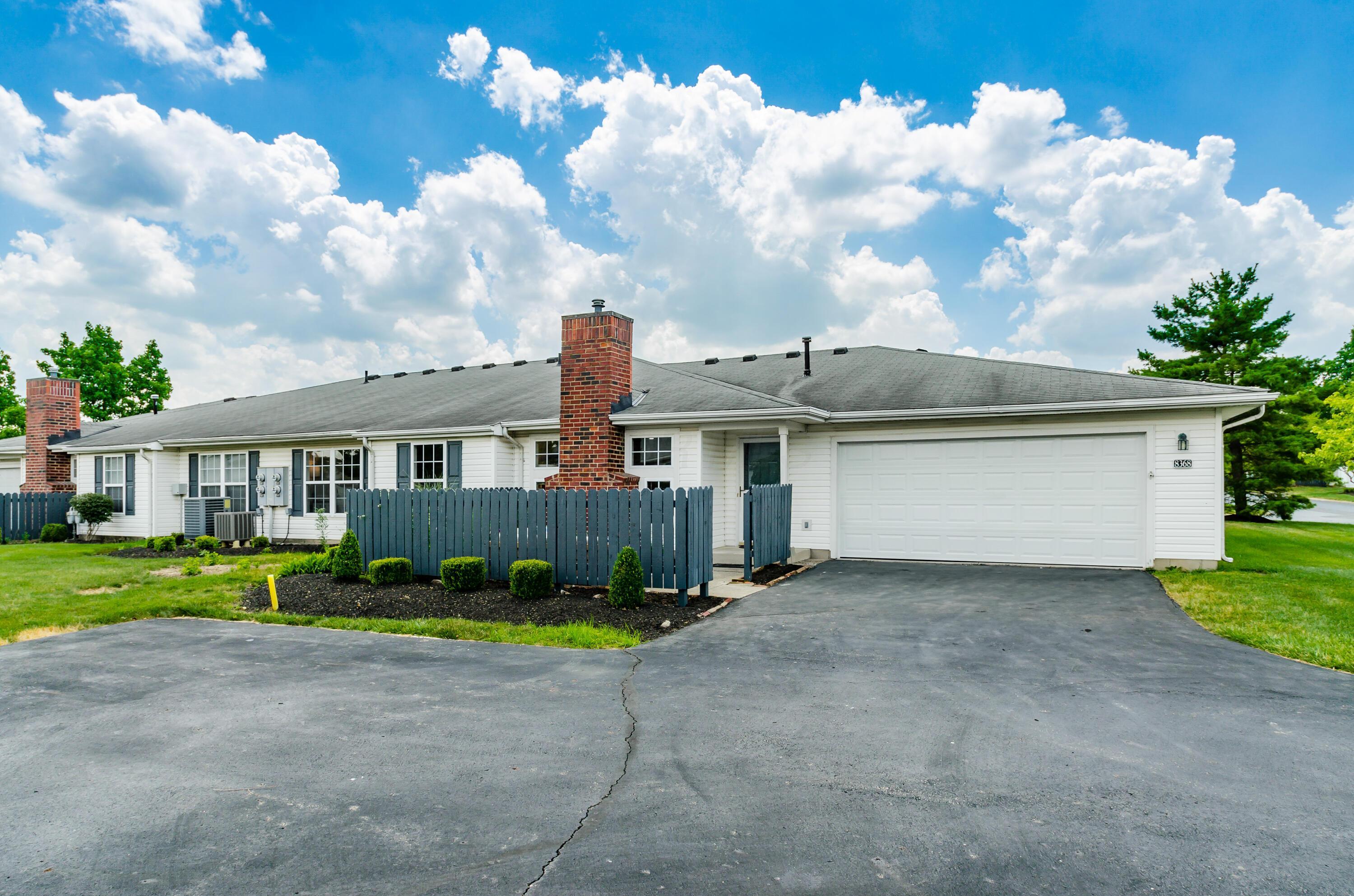 Property Photo: 8368 Sable Crossing Drive OH 43240