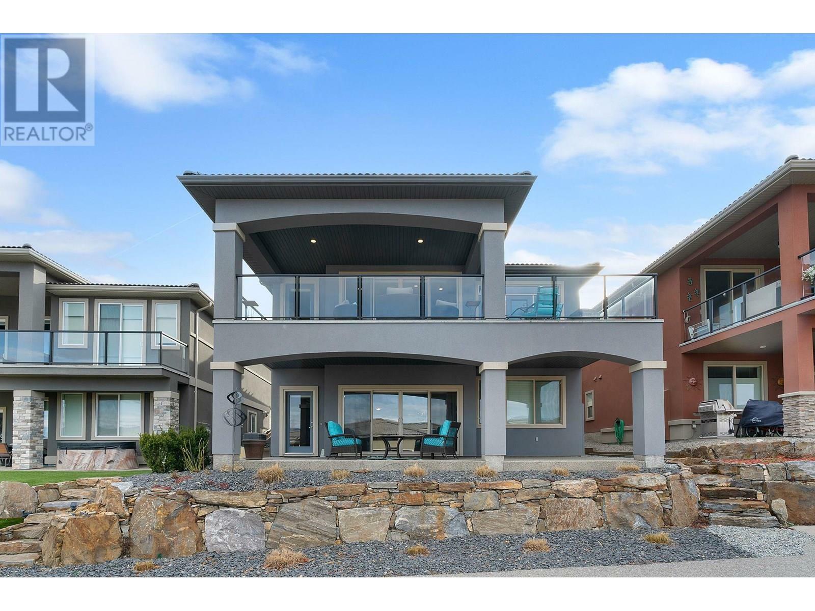 Photo de la propriété: 1708 Lake Vista Road BC V1Z 4E1