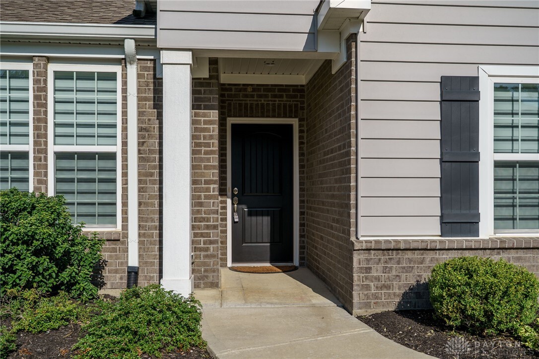Property Photo:  1195 Bourdeaux Way  OH 45458 