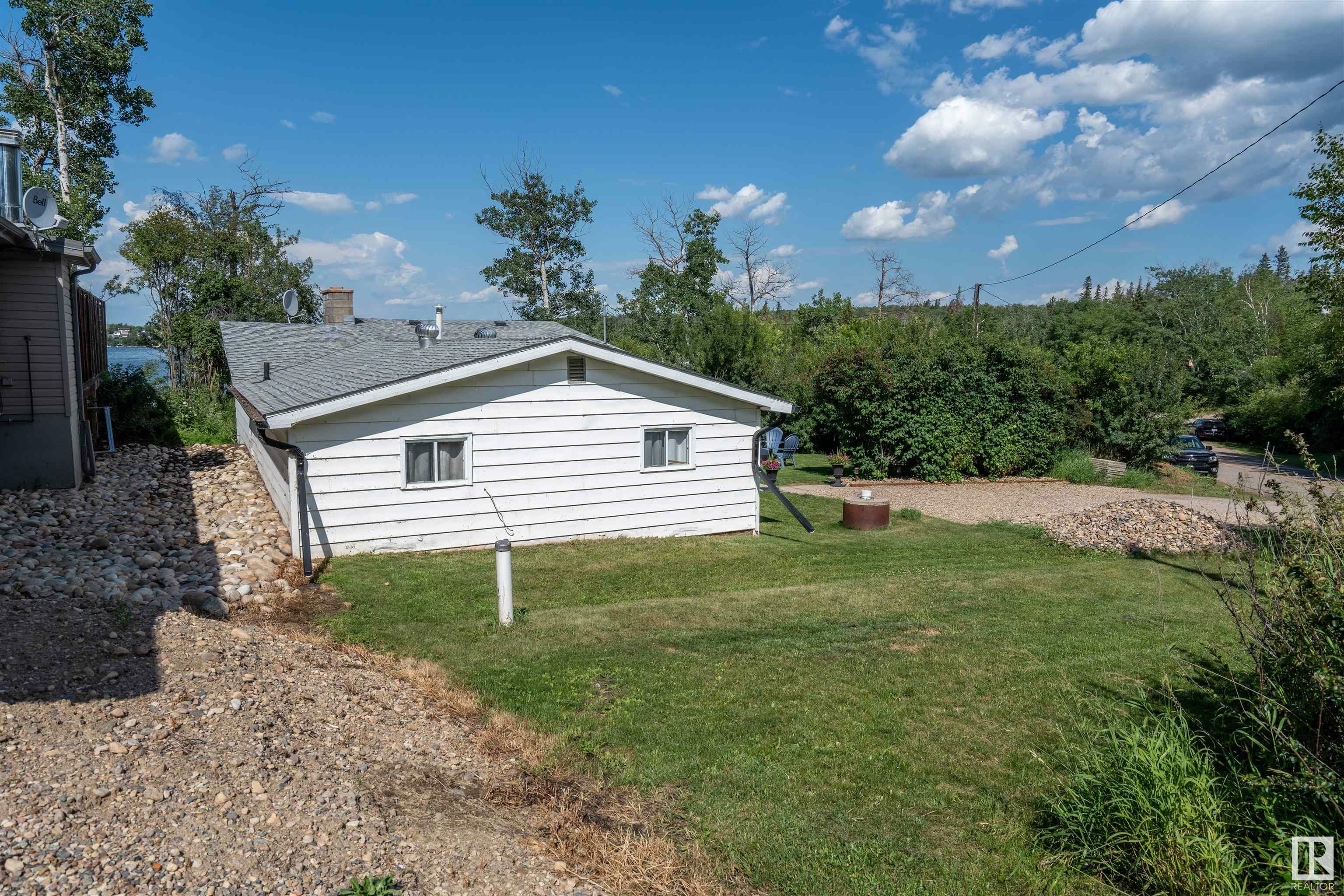 Property Photo: 300 Perch Close AB T9N 2J6