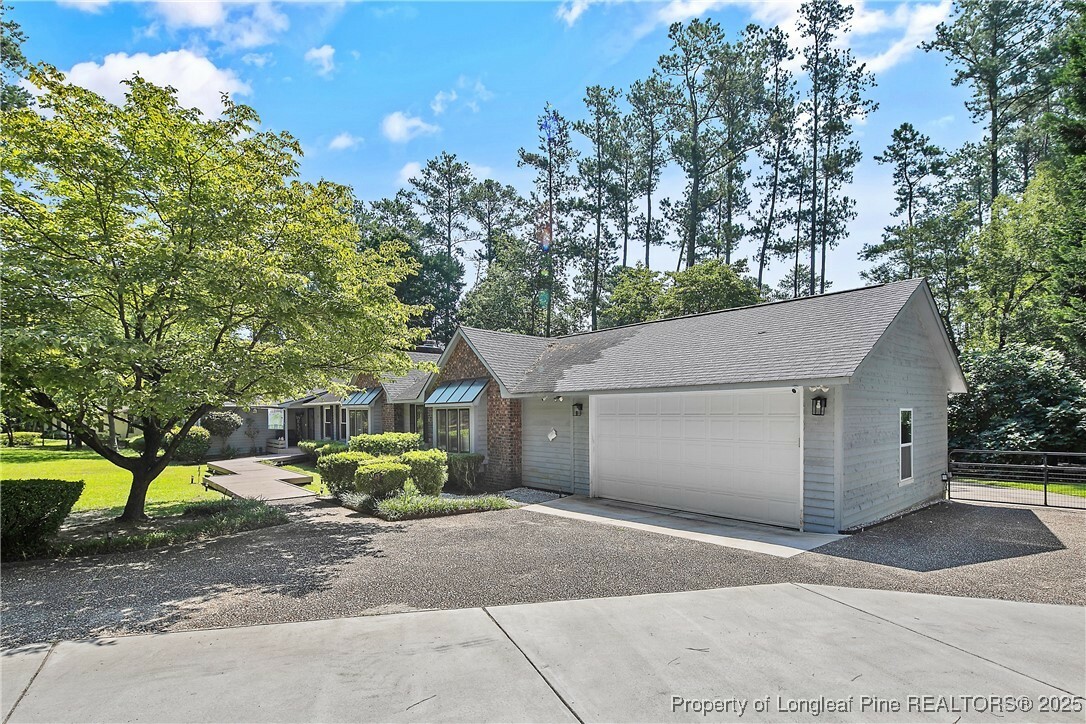 Property Photo: 513 Hilliard Drive NC 28311