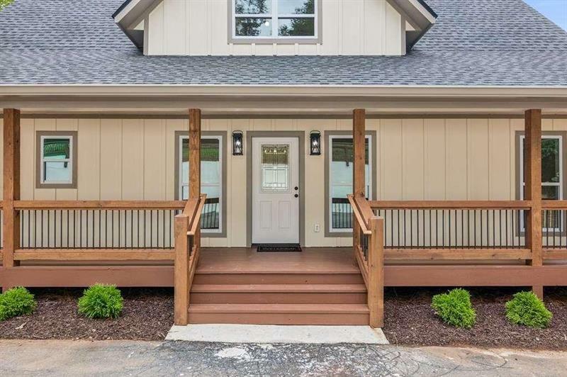 Property Photo: 105 Riveredge Drive GA 30536