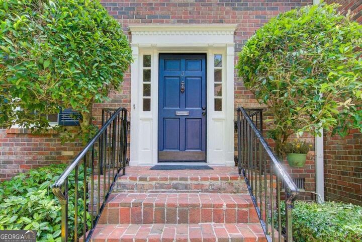 Property Photo: 1105 Clairemont Avenue GA 30030
