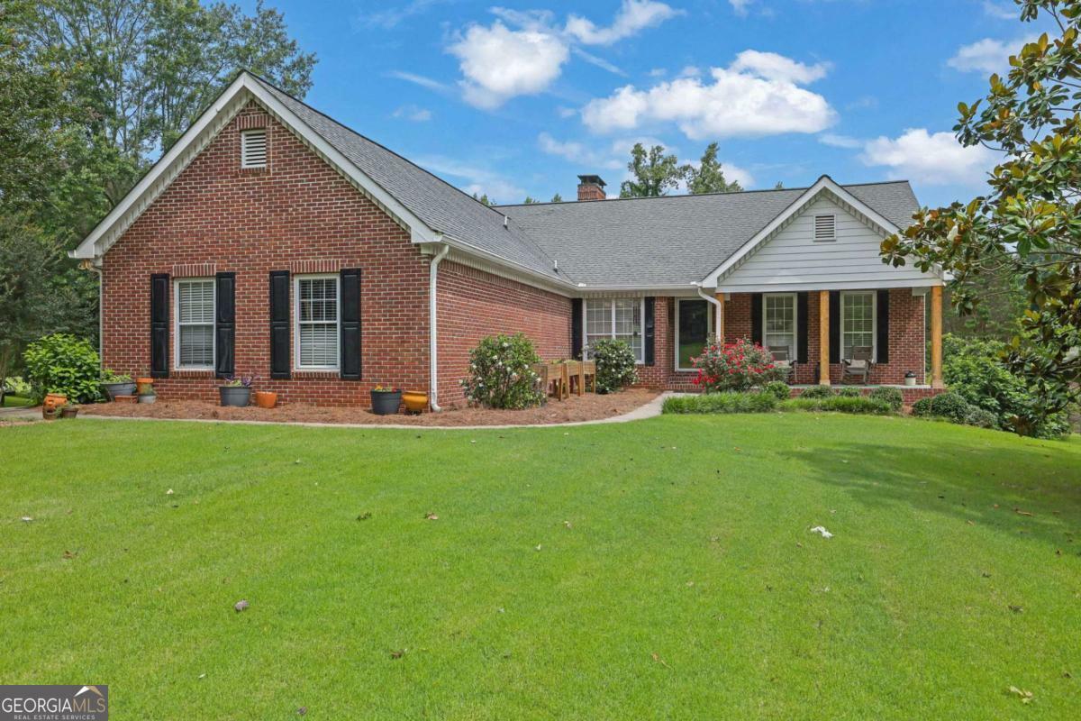 Property Photo: 3992 Spot Road GA 30040