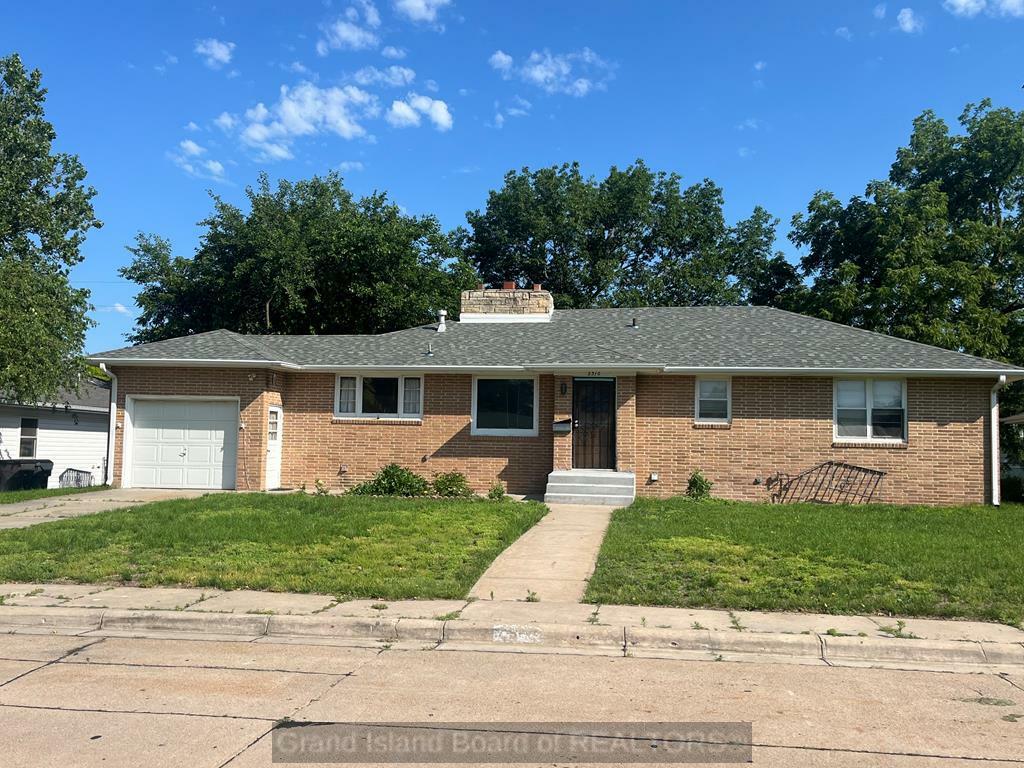 2310 W Oklahoma Ave  Grand Island NE 68803 photo