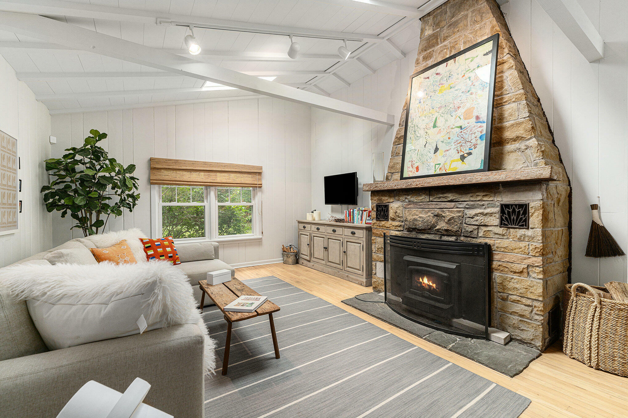 Property Photo: 215 S Broadway IN 46301