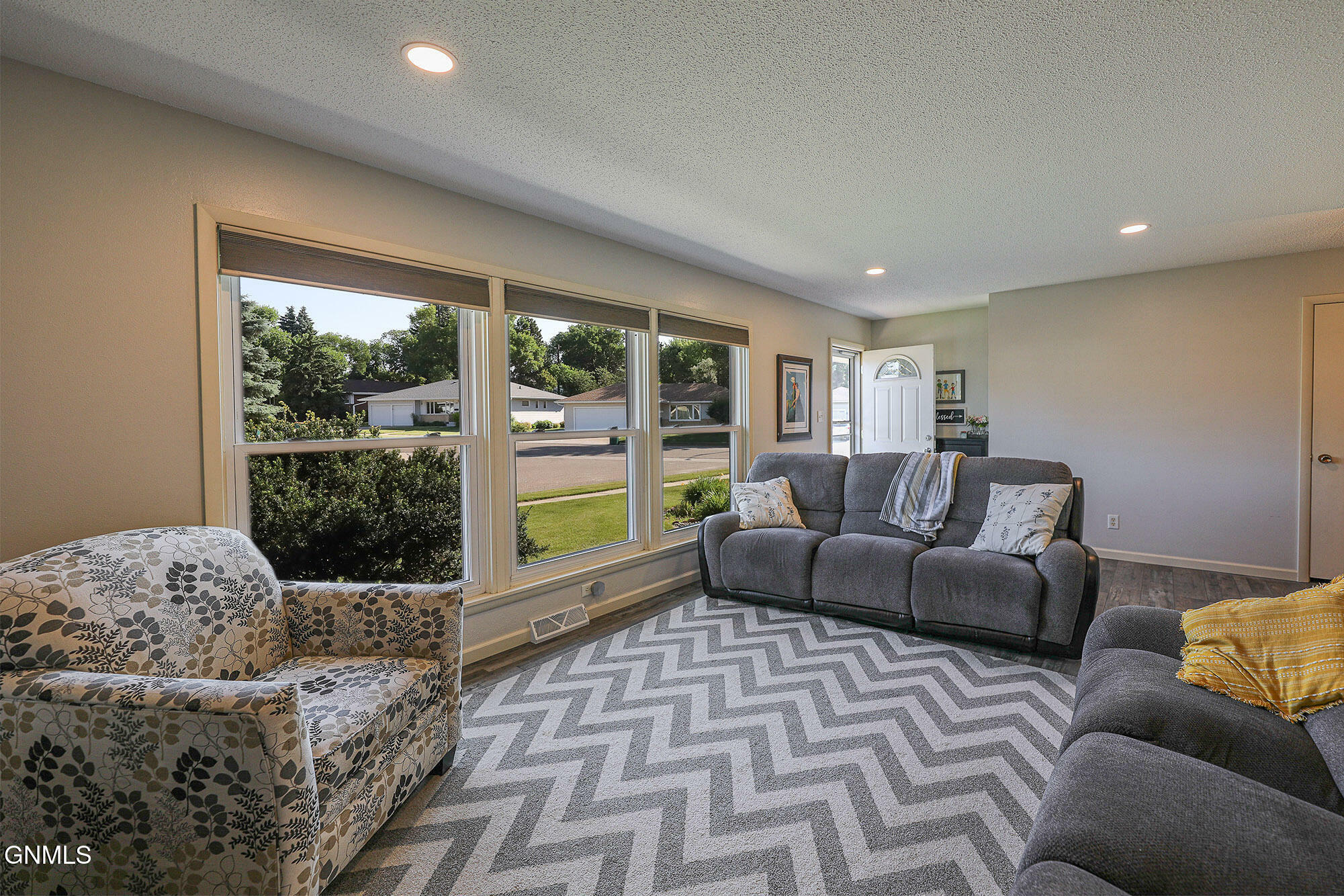 Property Photo: 101 Cherokee Avenue ND 58501