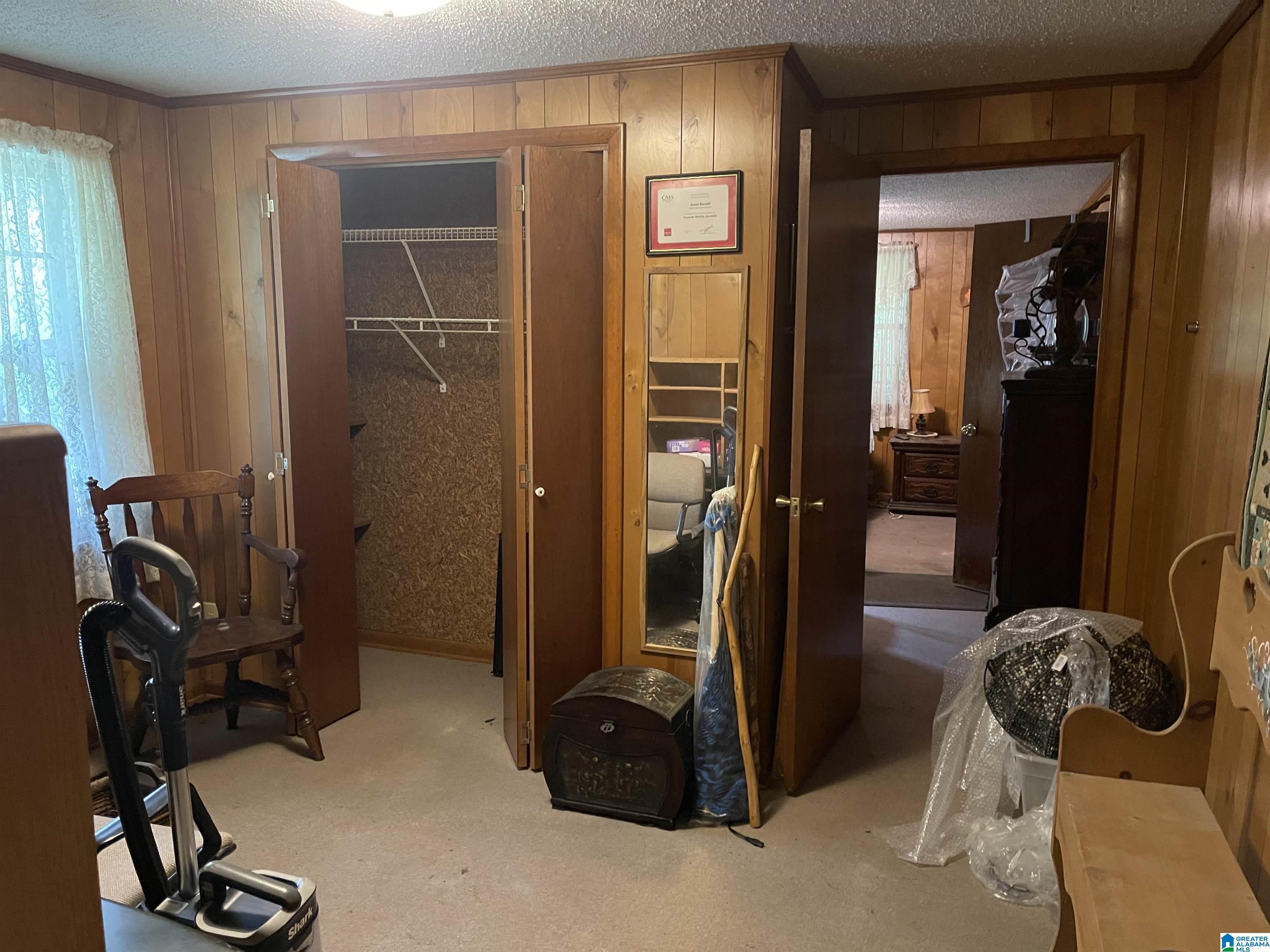 Property Photo: 4391 Ottawa Drive AL 35217