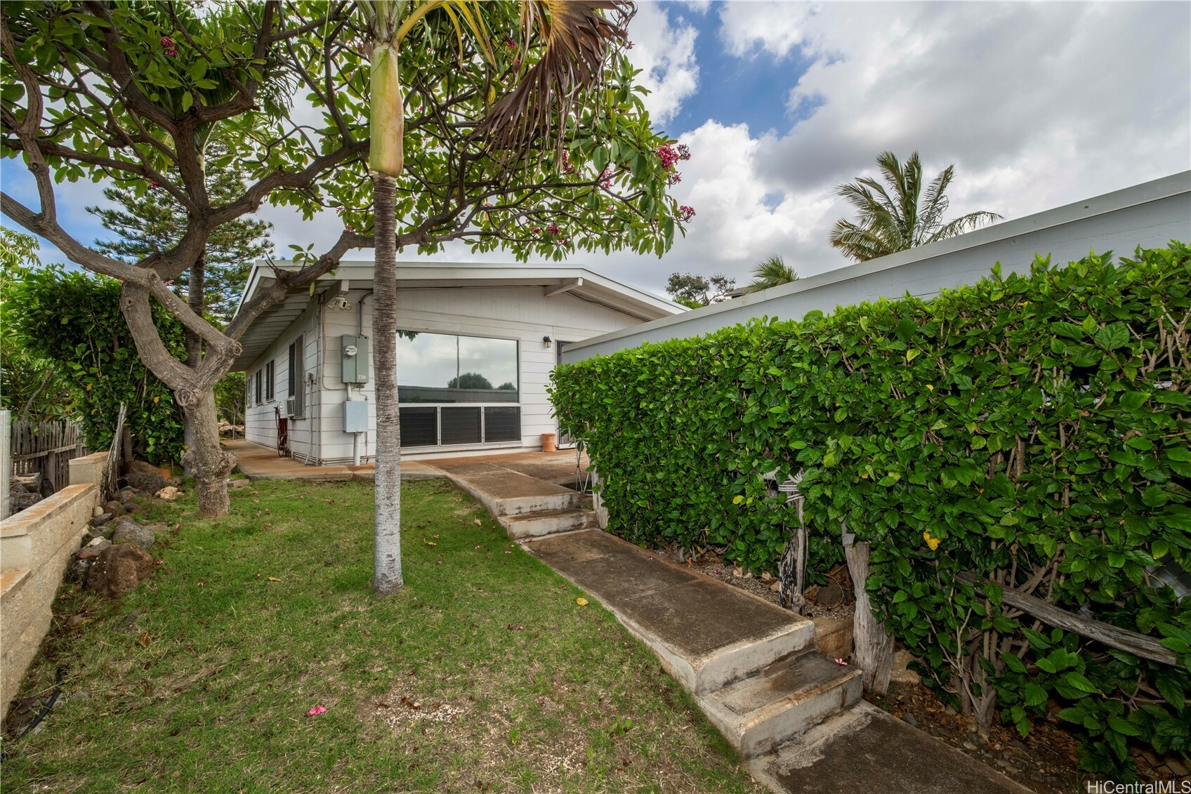 92-1020 Palailai Place  Kapolei HI 96707 photo