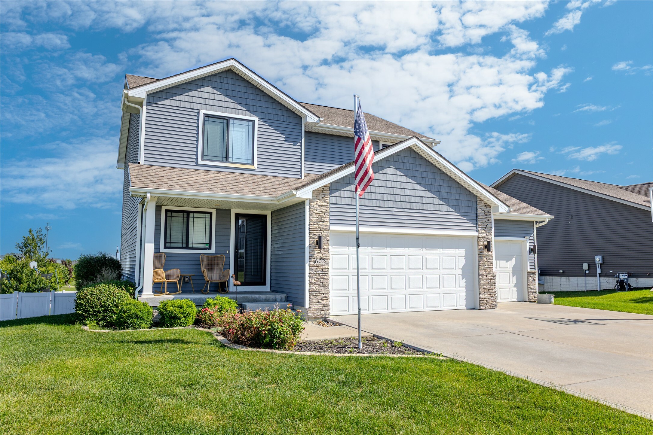 602 Bradford Drive  Norwalk IA 50211 photo