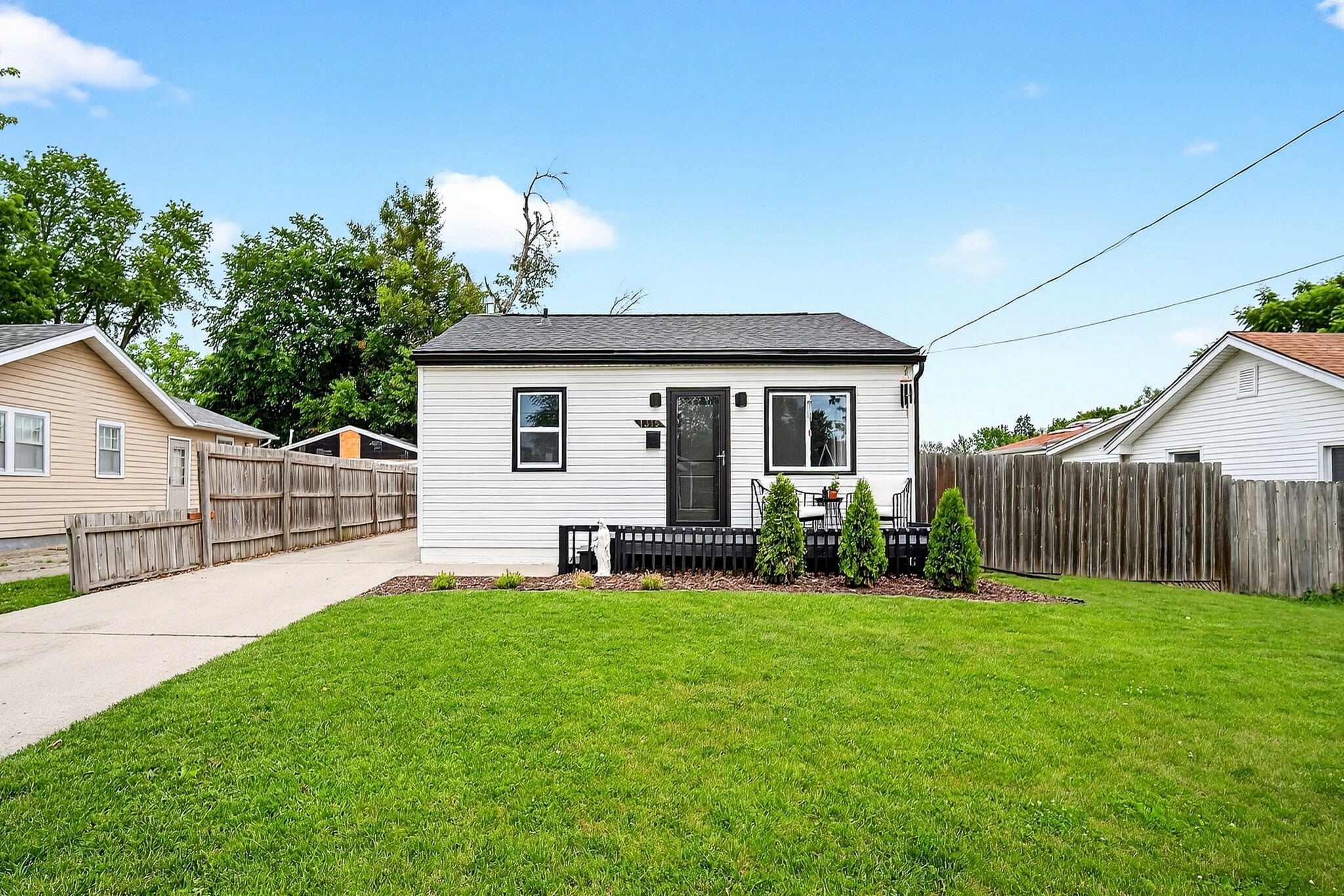 1315 Bundy Street  Des Moines IA 50315 photo