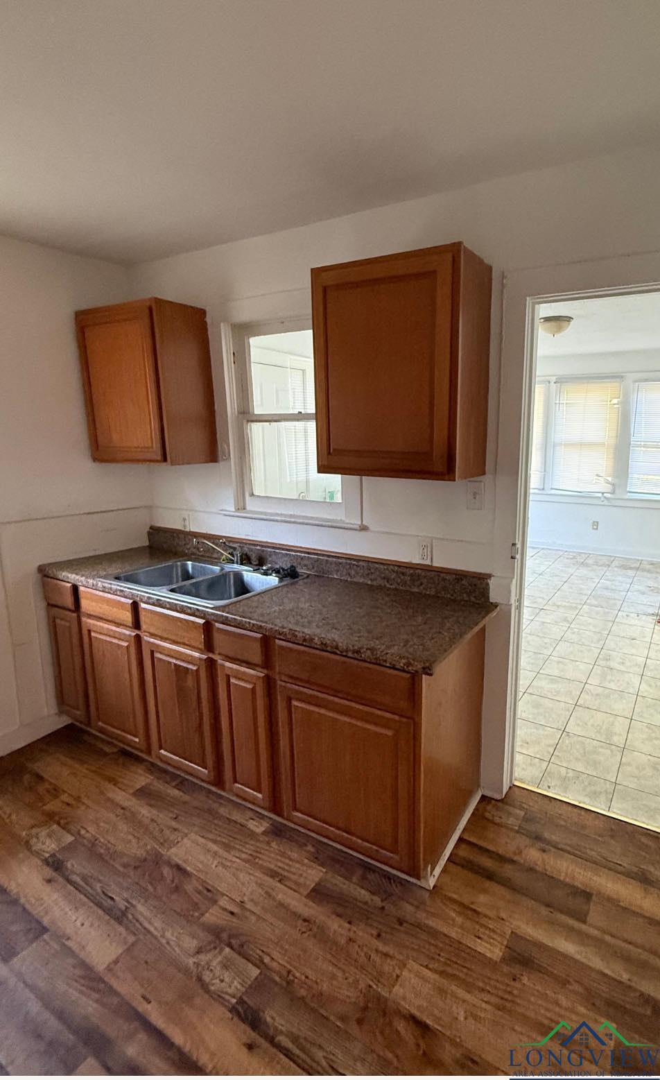 Property Photo: 804 High St TX 75670
