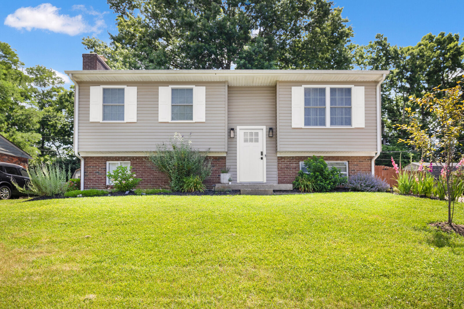 Property Photo: 3490 Winthrop Drive KY 40503