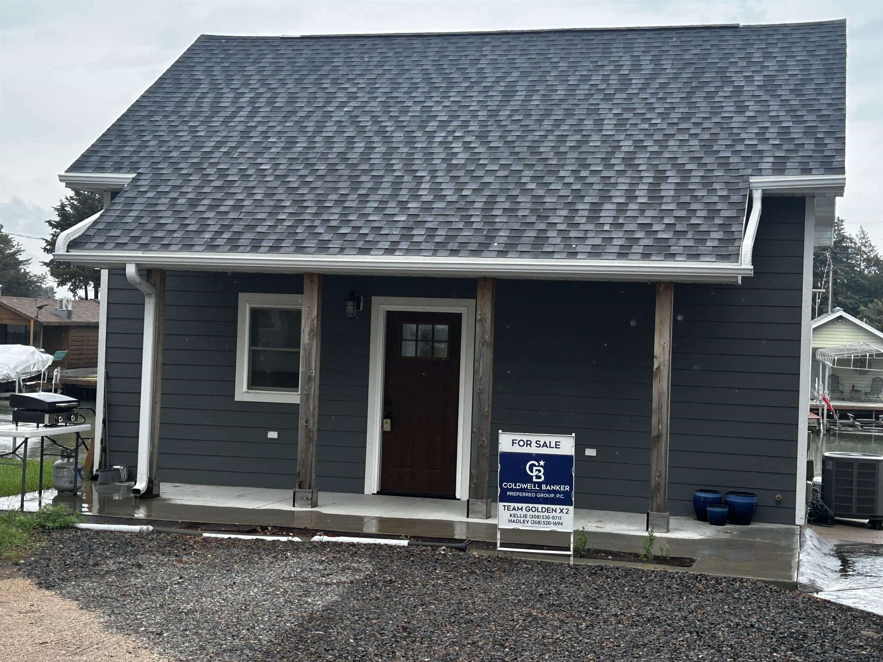 Property Photo: 205 Mill Isle Drive NE 69101