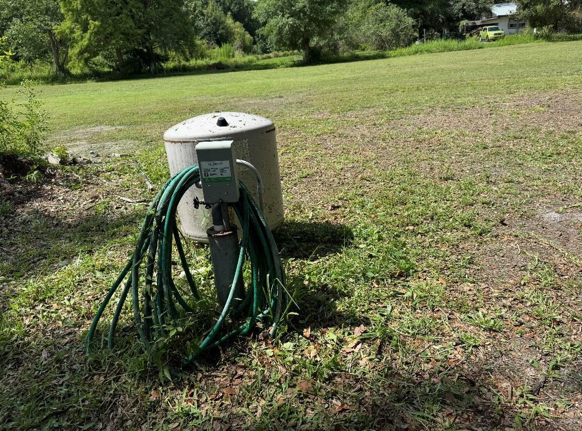 Property Photo: 4315 Edwards Road FL 33567