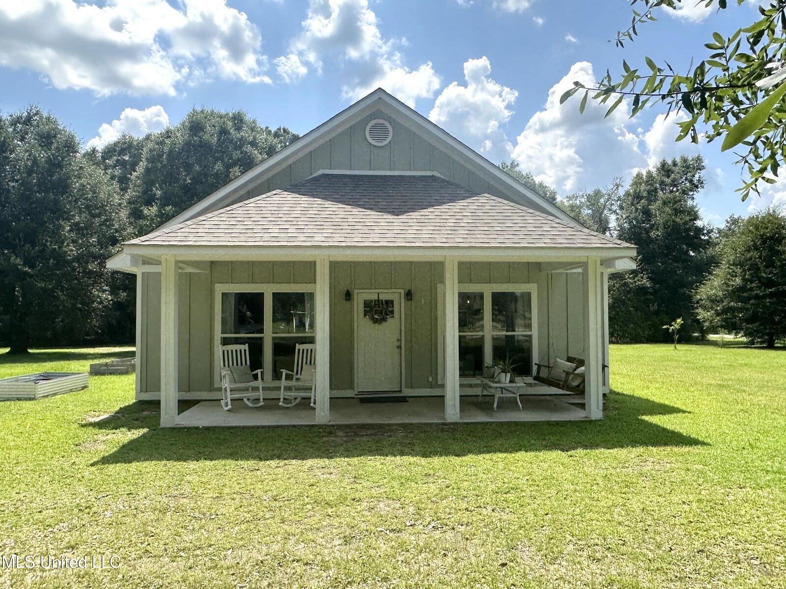 Property Photo:  219 Waterwell Road  MS 39452 