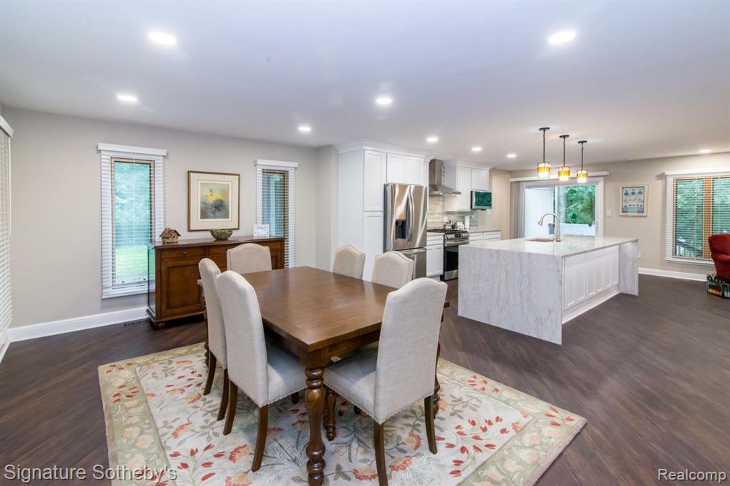 Property Photo:  23415 Beech Road  MI 48033 3483 