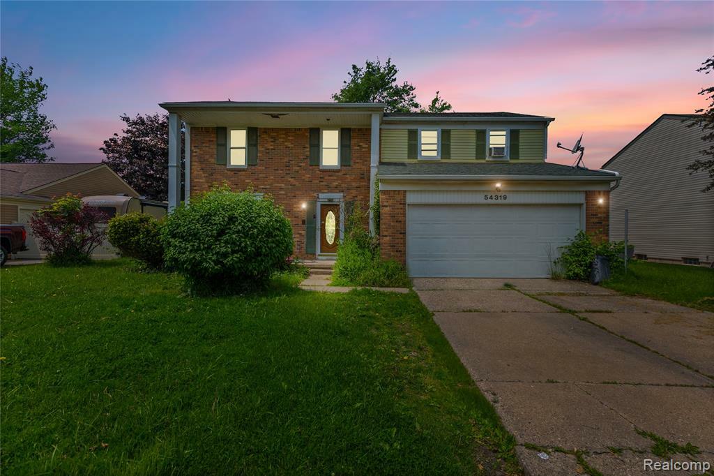 54319 Bradshaw Drive  New Baltimore MI 48047 1033 photo