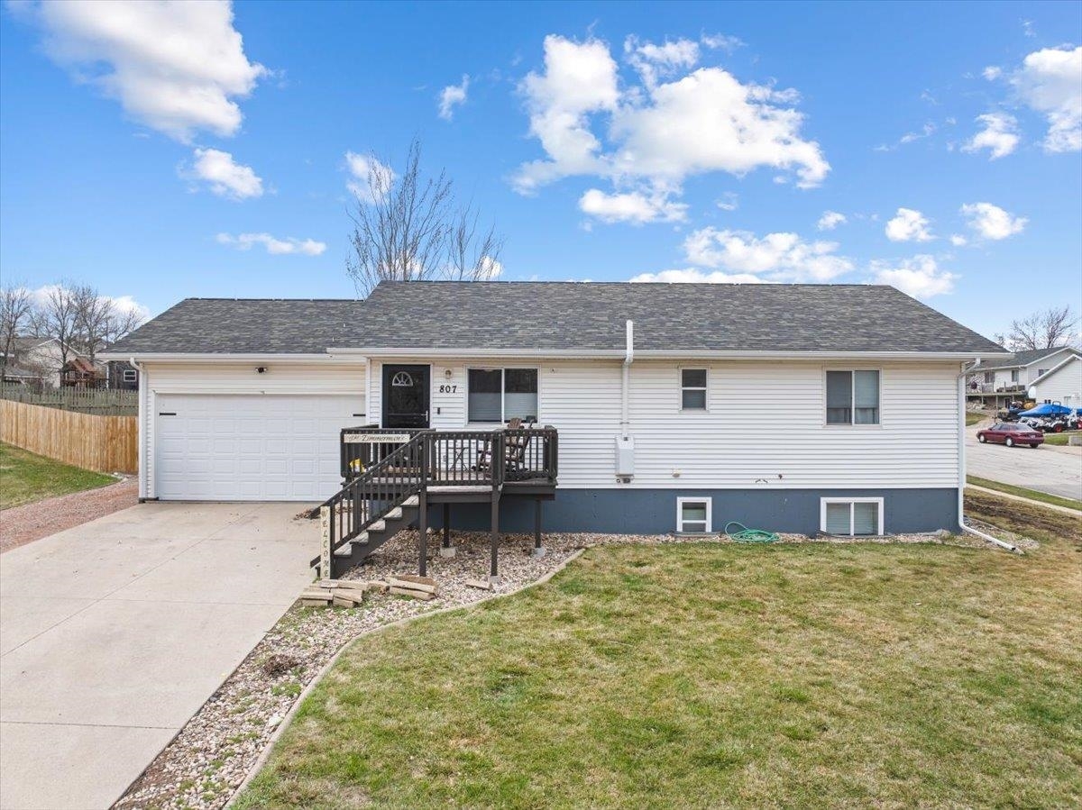 807 S 32nd Street  Spearfish SD 57783 photo