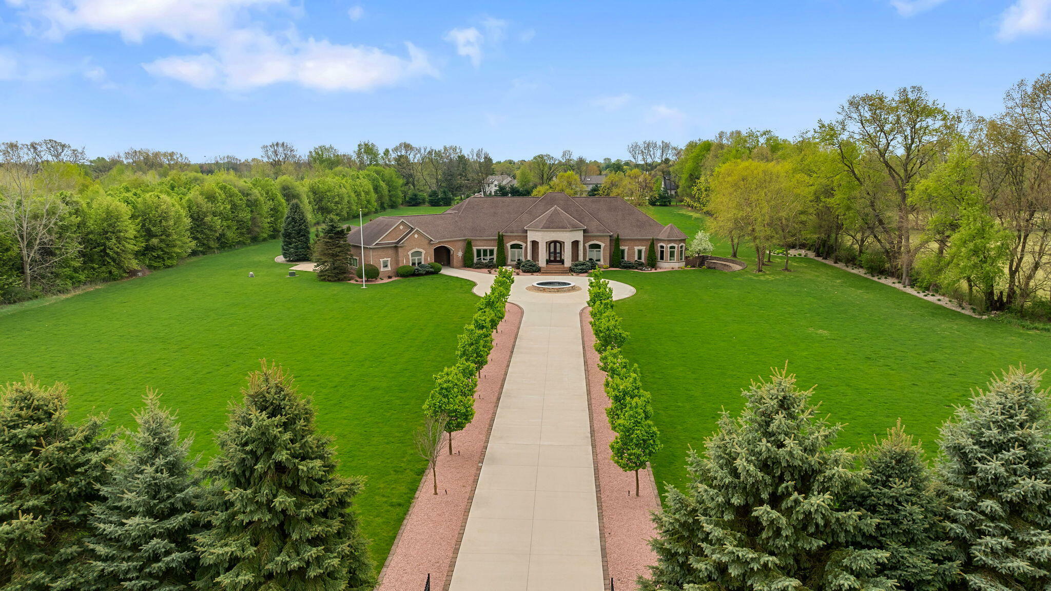 Property Photo: 30217 Stratford Court MI 49120