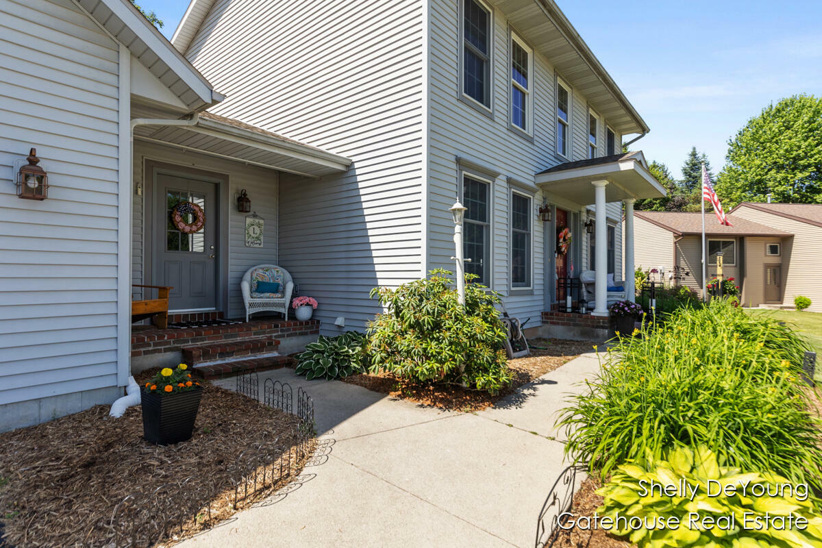 Property Photo:  6824 Hermoso Court NE  MI 49341 