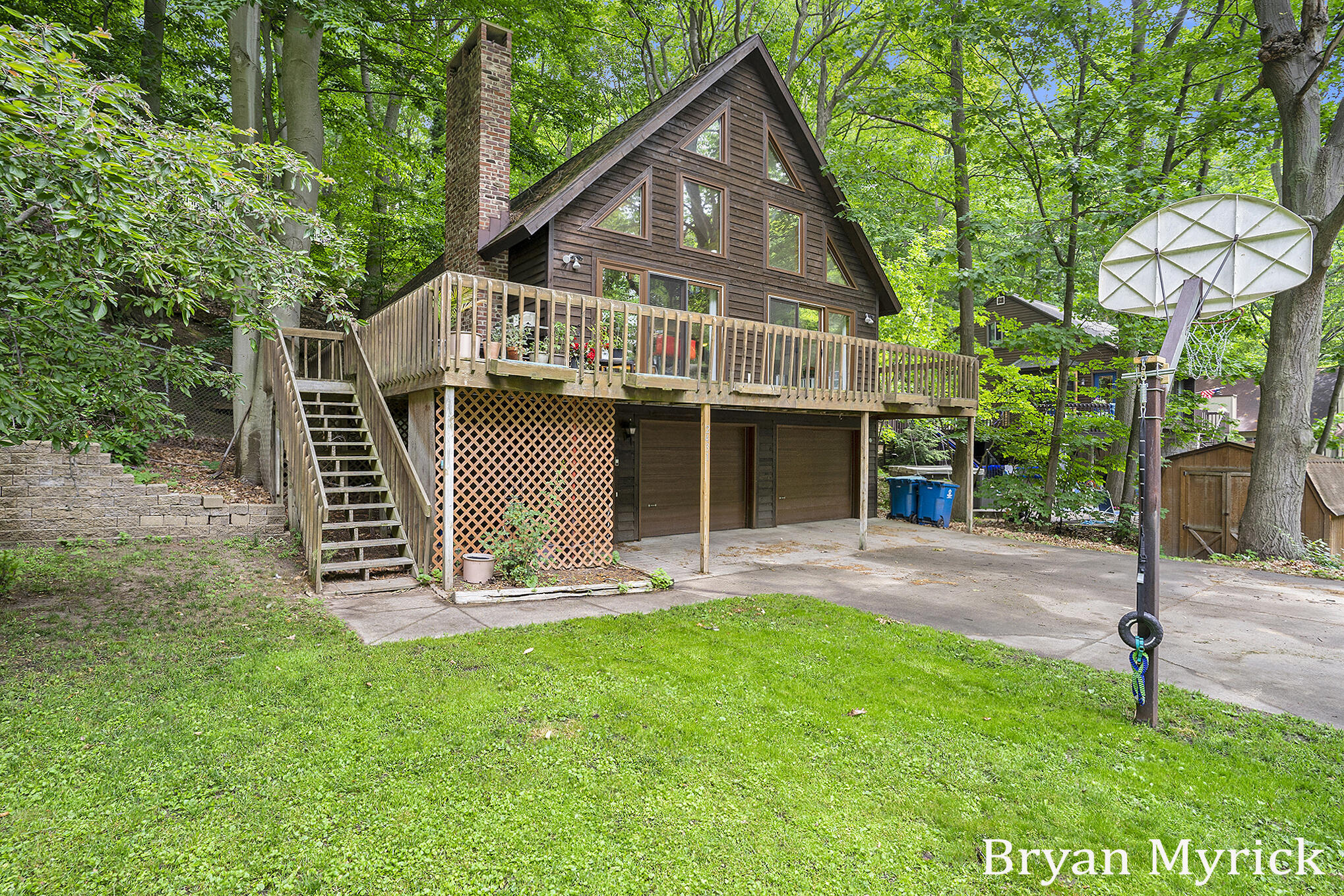 Property Photo:  2431 Eagle Drive  MI 49424 