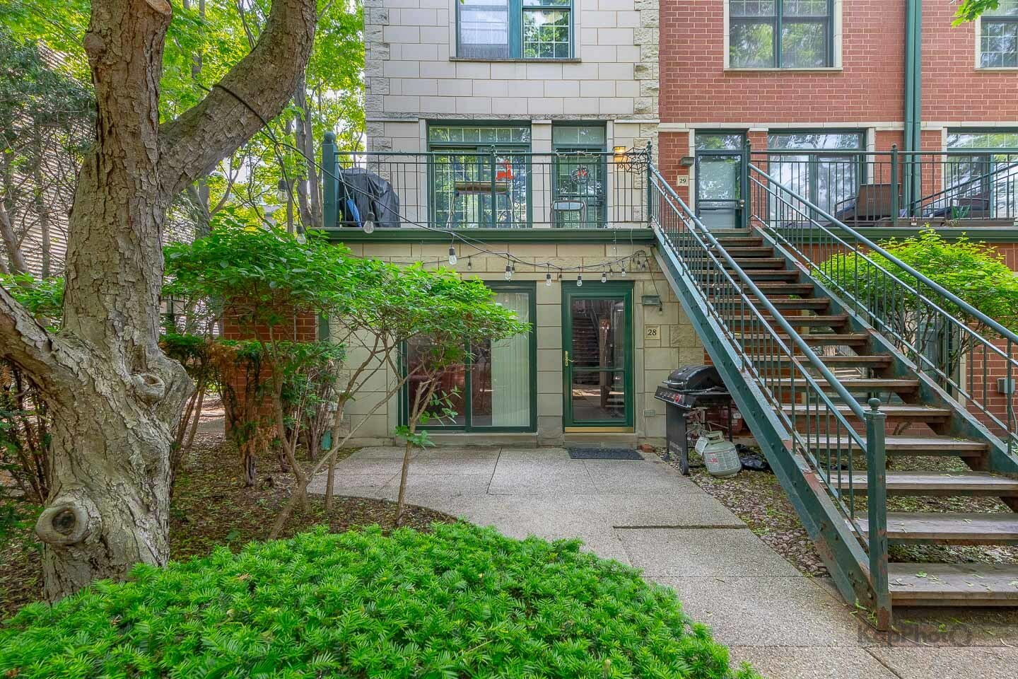 Property Photo:  1812 S State Street 28  IL 60616 