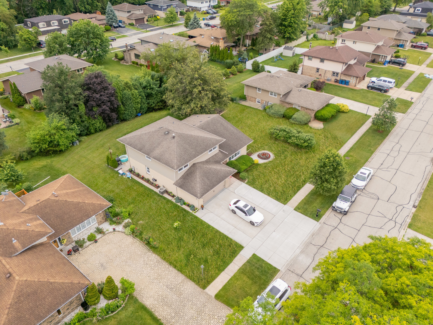 Property Photo:  8515 Broadmoor Drive  IL 60465 