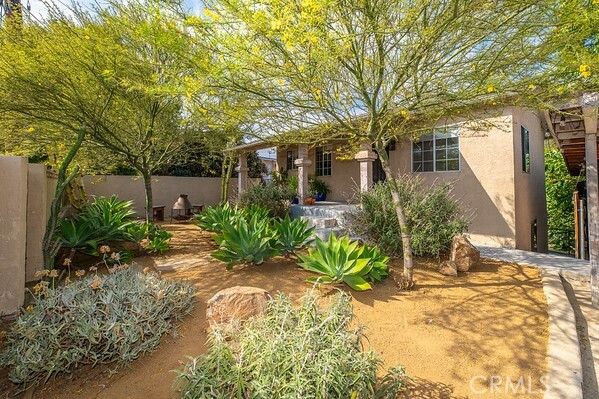 Property Photo: 1186 Buelah Avenue CA 90063