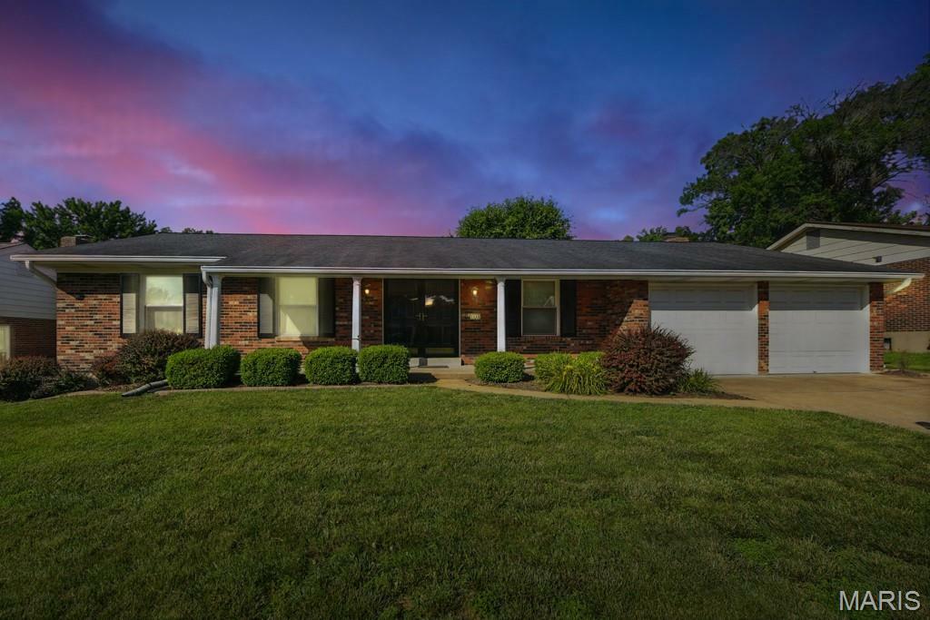 Property Photo: 5066 Reynosa Drive MO 63128