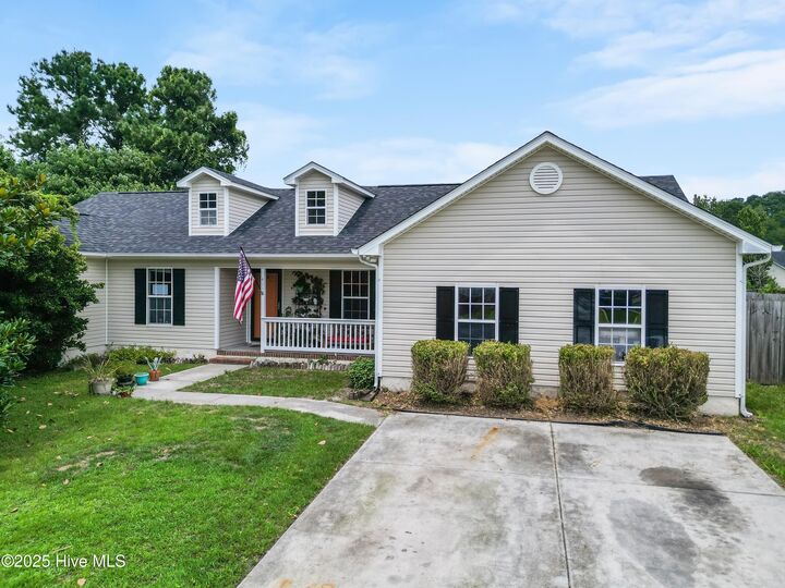 Property Photo: 411 Spring Drive NC 28540