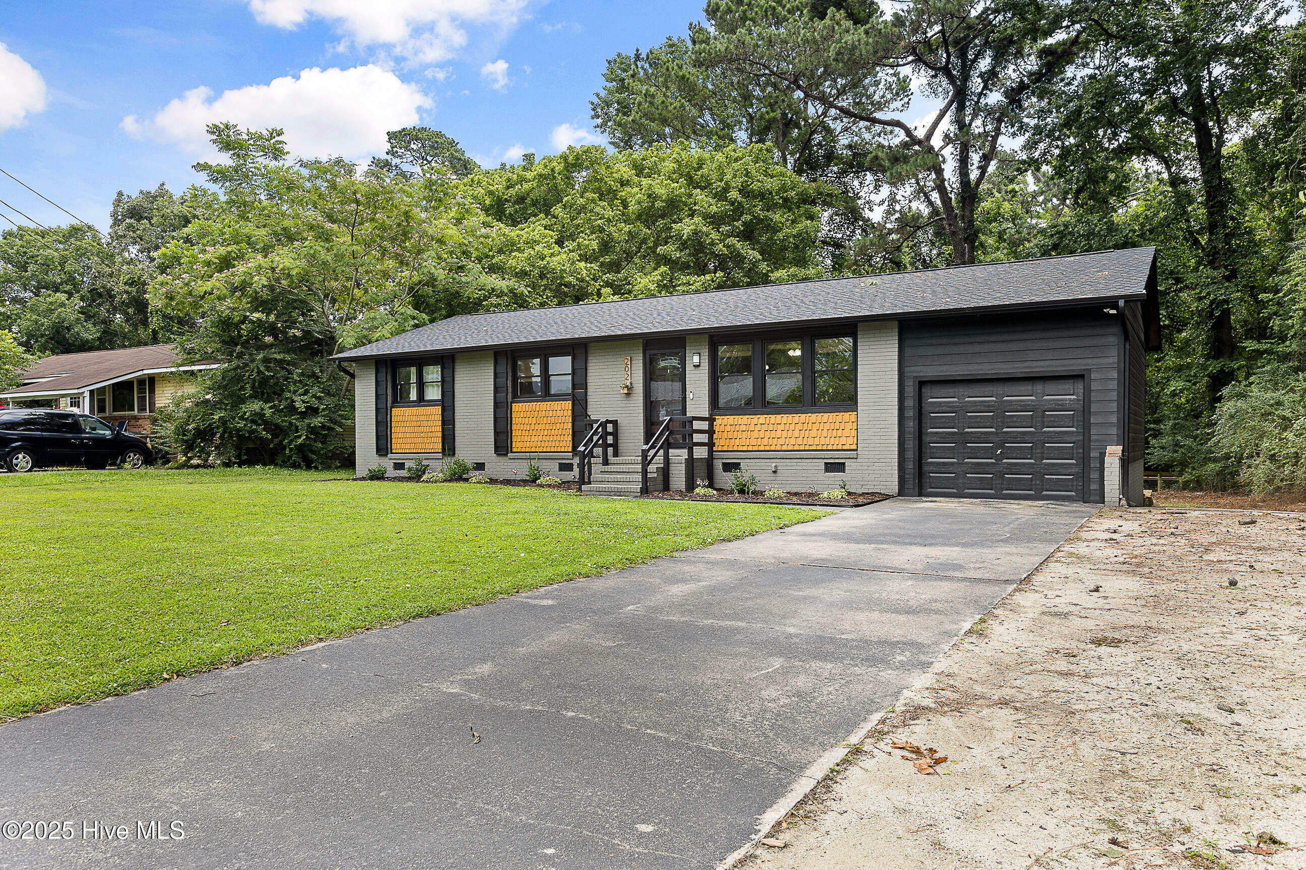 Property Photo: 202 Regalwood Drive NC 28546