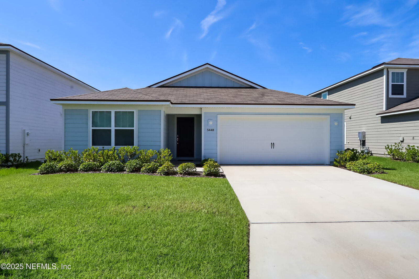 Property Photo:  5448 Bullseye Circle  FL 32244 