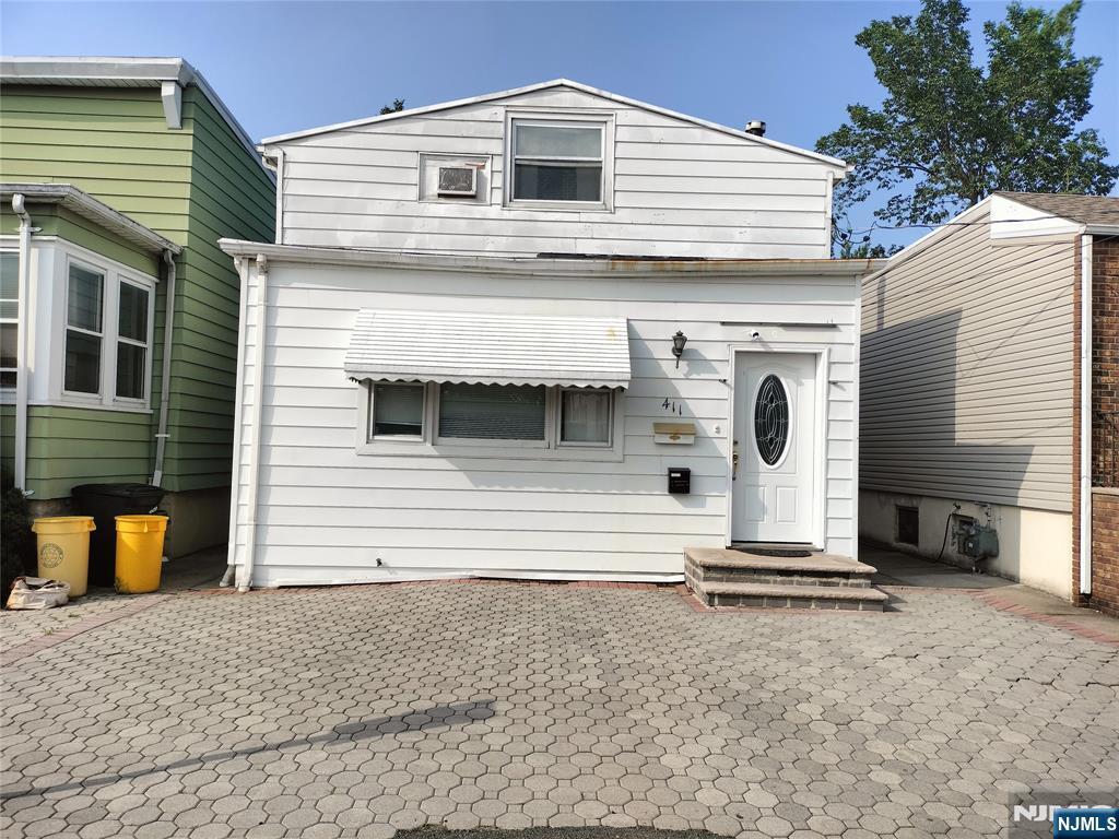 411 Sheridan Place  Fairview NJ 07022 photo