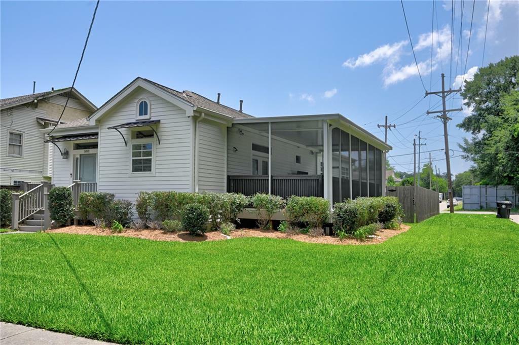 Property Photo: 5801 Catina Street LA 70124