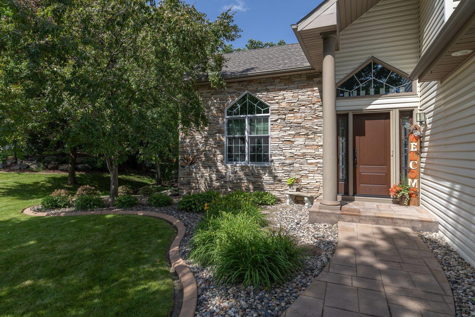 Property Photo:  16240 Kenora Court  MN 55044 