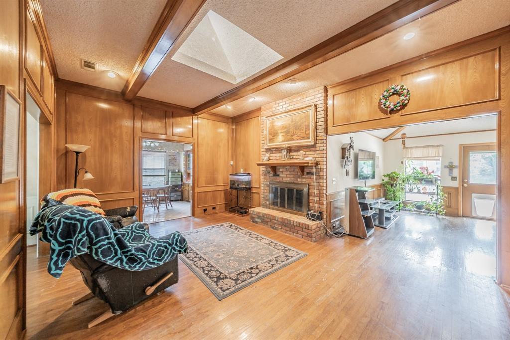 Property Photo: 3112 Luallen Drive TX 75007