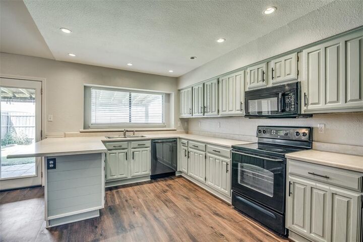 Property Photo:  6109 Denver Street  TX 75088 
