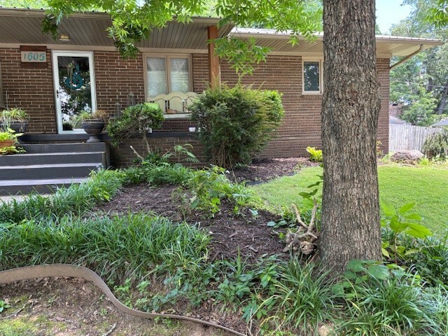 Property Photo: 1605 Brentwood Drive AR 72601
