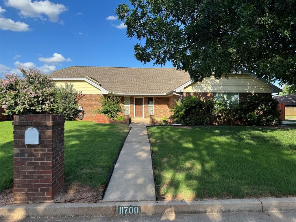 Property Photo: 11700 Sierra Road OK 73162
