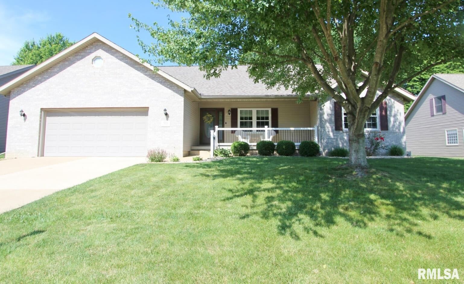 Property Photo:  915 S Johanson Road  IL 61607 