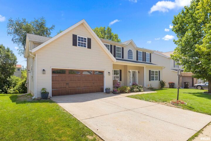 2118 W Gerald Drive  Peoria IL 61615 photo