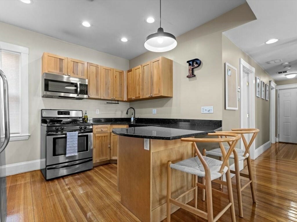 29 Chelmsford St 2  Boston MA 02122 photo