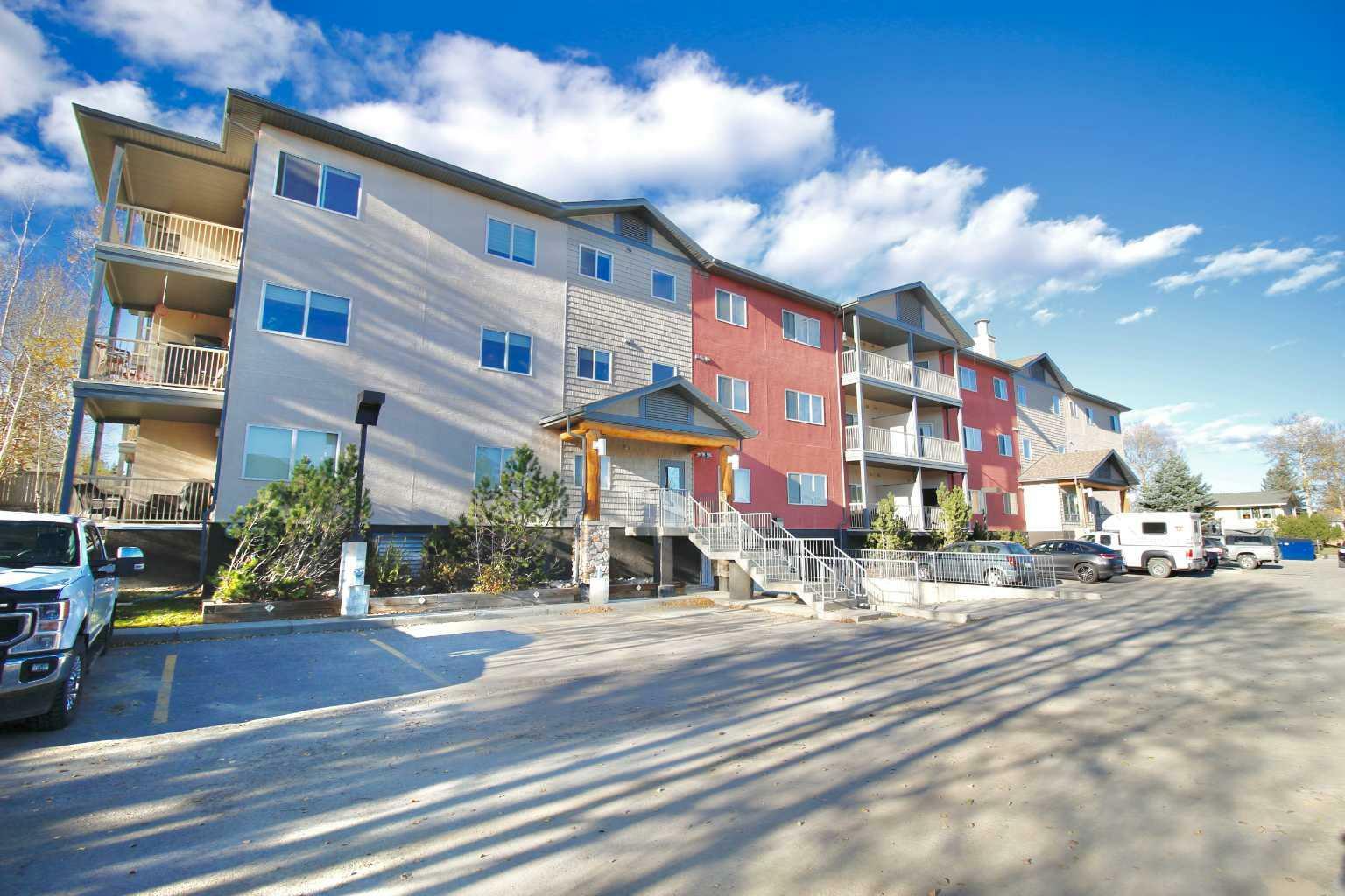 109 Seabolt Drive 306  Hinton AB T7V 1K2 photo