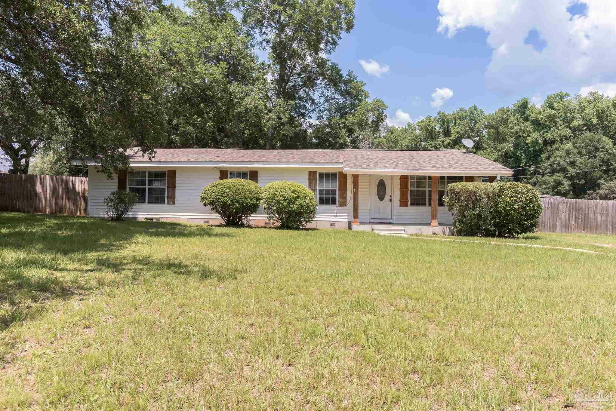 1358 Tate Rd  Cantonment FL 32533 photo